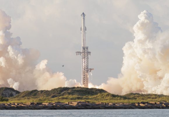 Musk Musk amplia su dominio espacial con el primer vuelo orbital de Starship, la nave más grande de la historia
