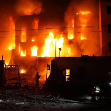 Rusia reanuda ataques contra Kiev tras pausa de 72 horas por visita de emisarios estadunidenses