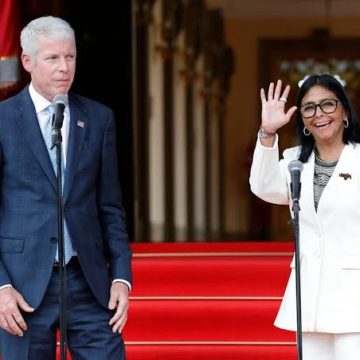 Venezuela Firma Venezuela ocho millonarios acuerdos con petroleras extranjeras