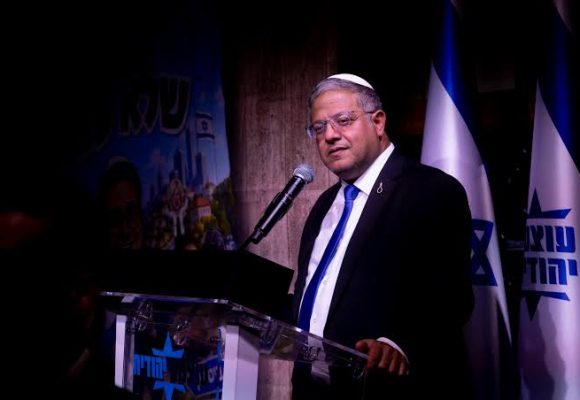 israel Presenta Israel proyecto para expulsar de Gaza a 2 millones de palestinos en 8 años
