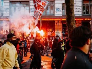 Francia Francia arde contra Macron: detenidas 1.200 personas en unas protestas masivas
