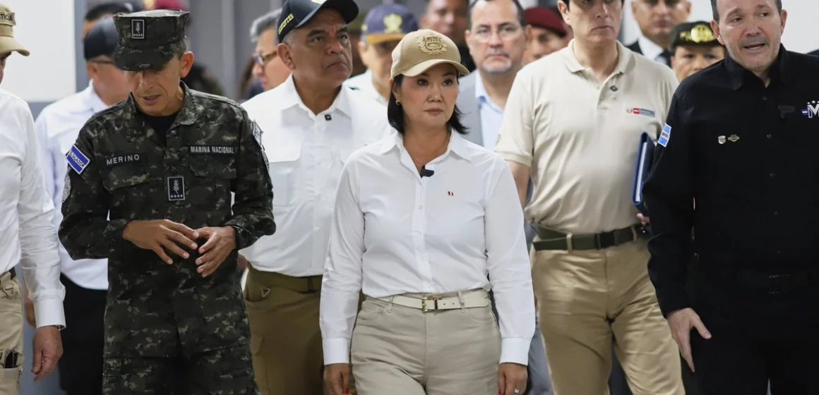 Fujimori Keiko Fujimori visita la megacárcel de Bukele y califica su modelo como exitoso