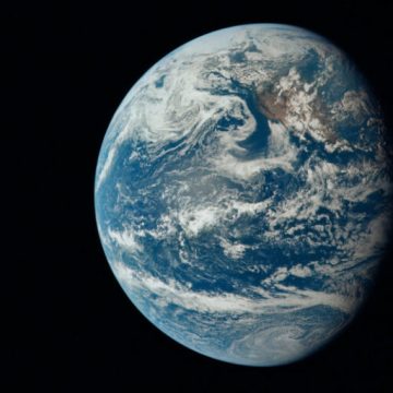 La Tierra La Tierra suspende el examen físico de 2026