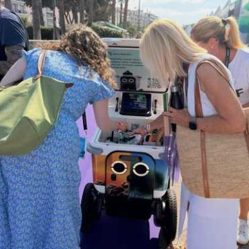 Denuncian que robots de reparto escanean rostros y comparten datos biométricos